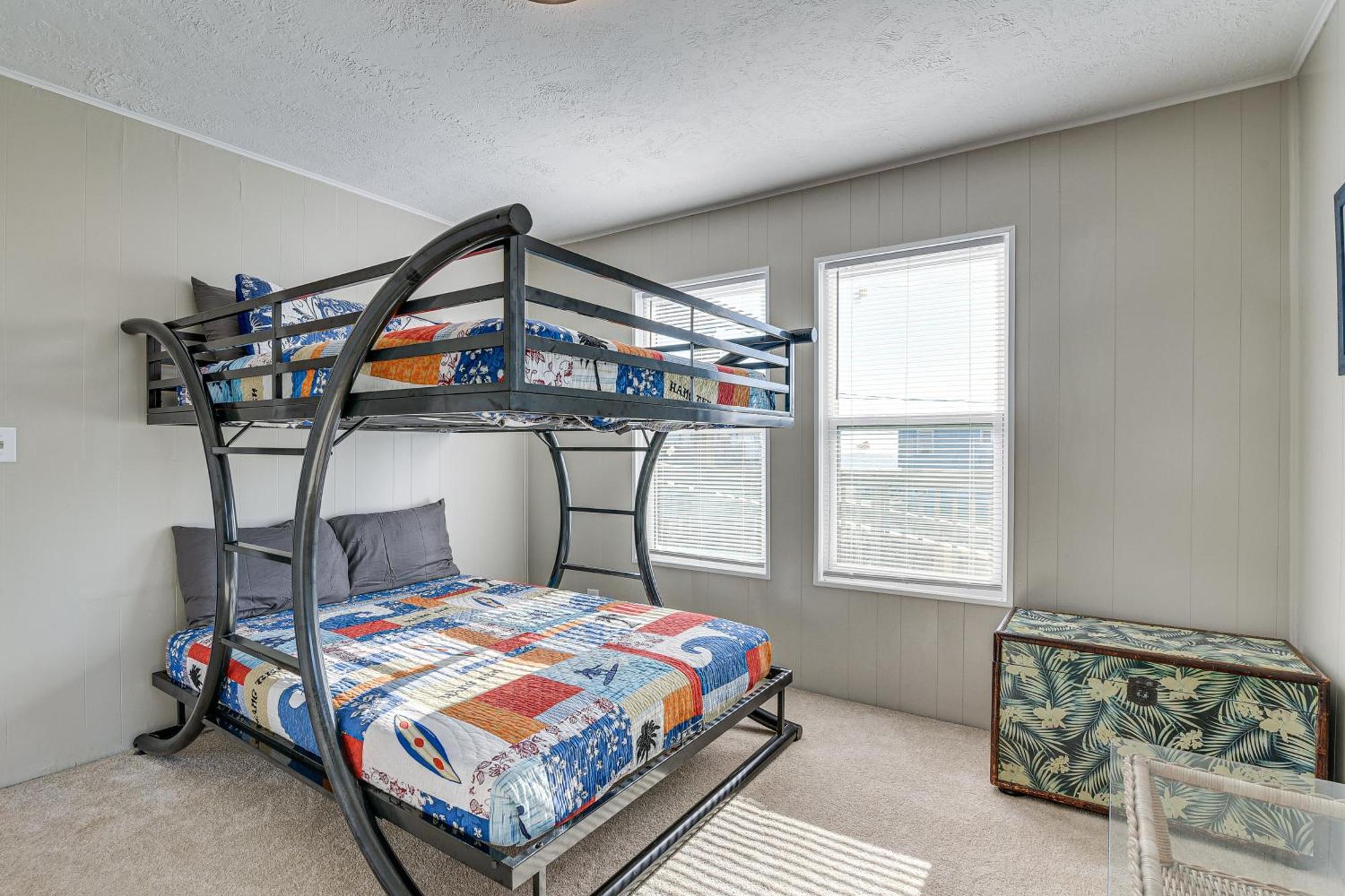 Second-Row Surfside Beach House Newly Renovated! Exteriör bild