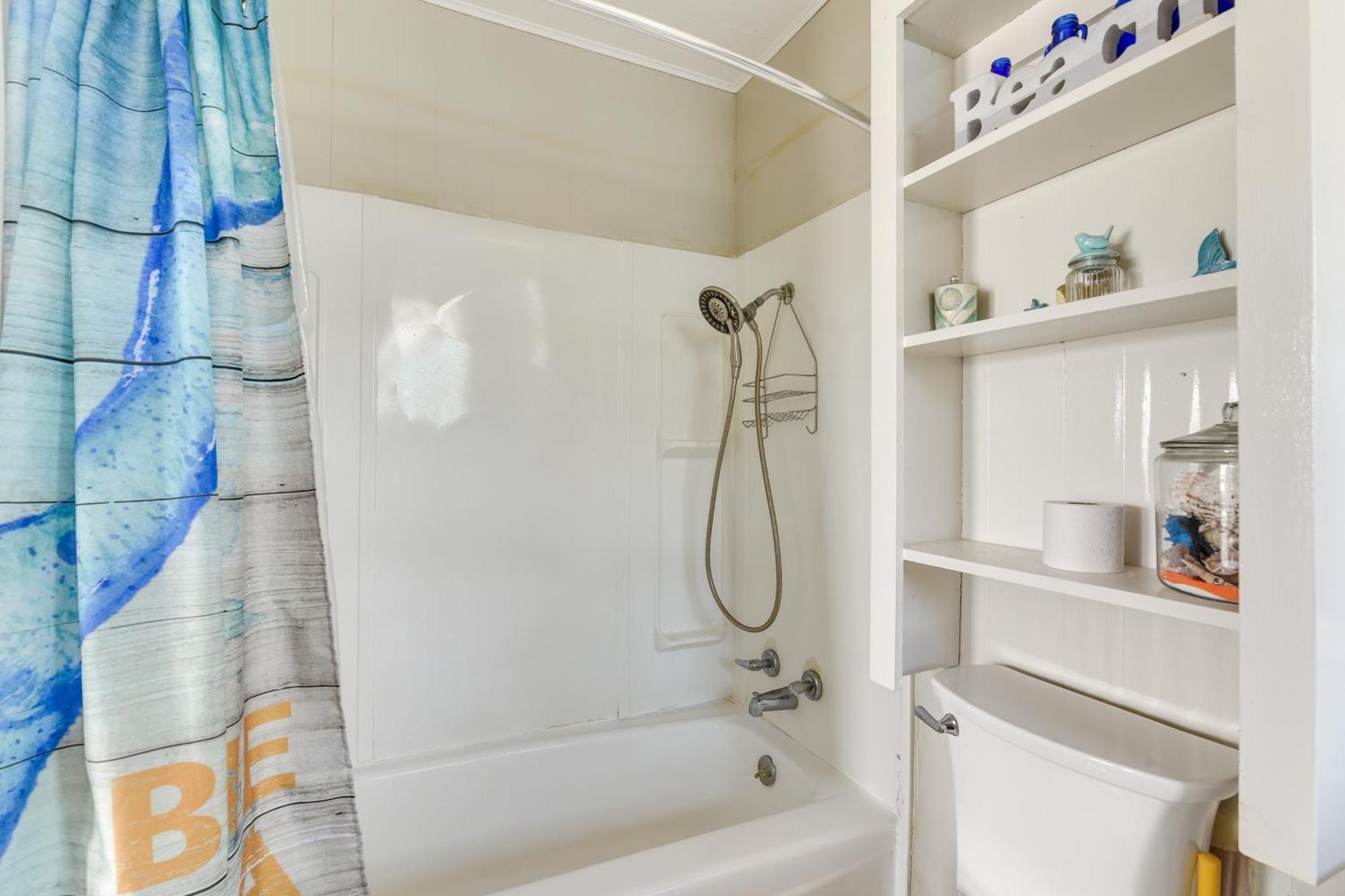 Second-Row Surfside Beach House Newly Renovated! Exteriör bild