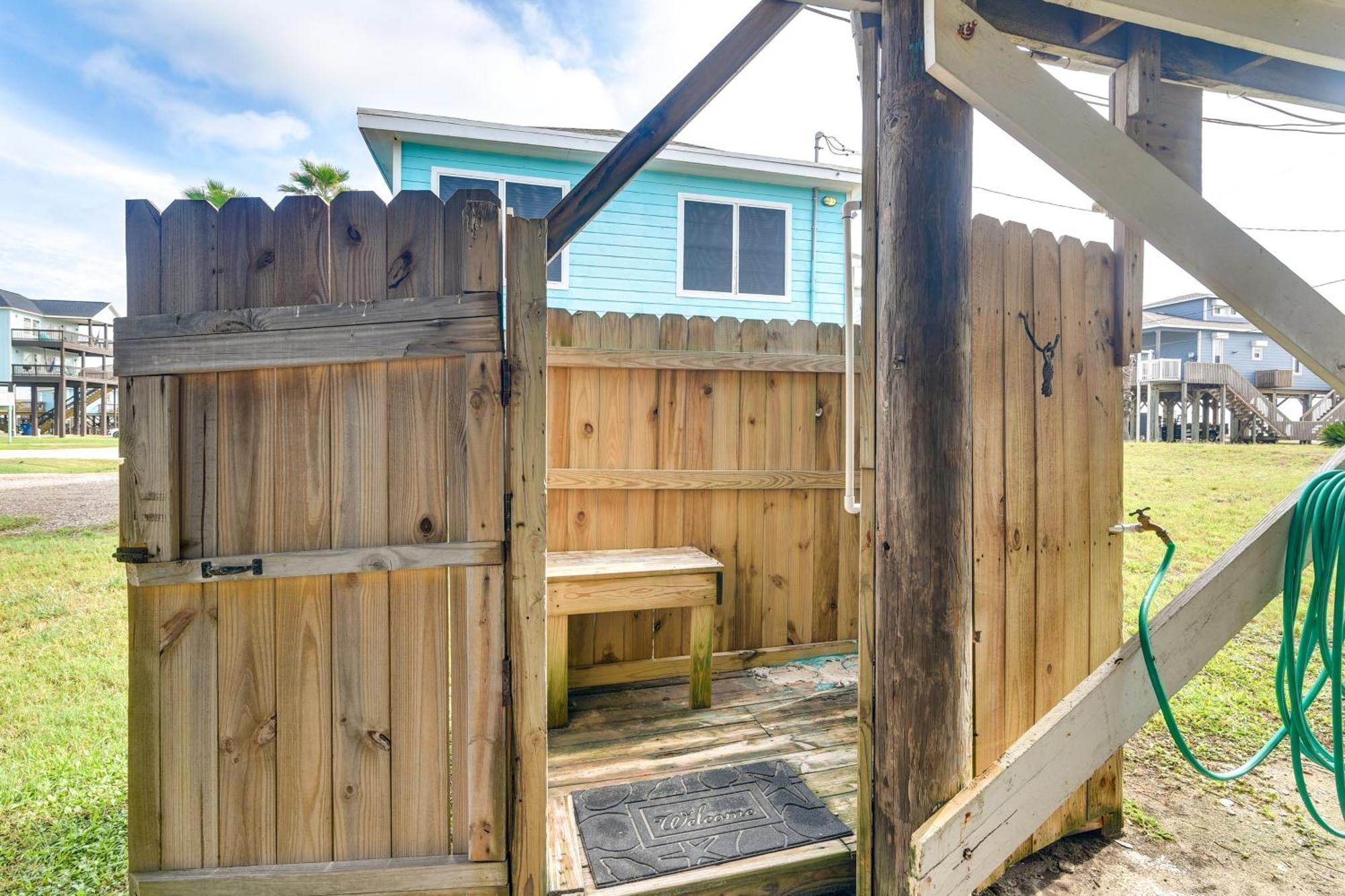 Second-Row Surfside Beach House Newly Renovated! Exteriör bild